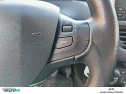 Peugeot 208 5P 1.4 HDi 68 Style - Miniatura 17