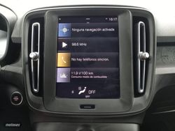 Volvo XC40 1.5 T4 Twin Recharge Essential Auto - Miniatura 25