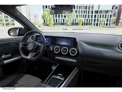 Mercedes EQA 250+ amg night edition - Miniatura 12