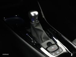 Toyota C-HR 1.8 VVT-I HYBRID ADVANCE AUTO 5P - Miniatura 10