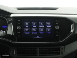 Volkswagen T-Cross 1.0 TSI 81KW DSG ADVANCE 5P - Miniatura 12