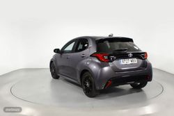 Toyota Yaris 1.5 VVT-I HYBRID STYLE 5P - Miniatura 2