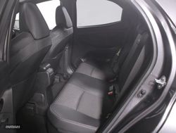 Toyota Yaris 1.5 VVT-I HYBRID STYLE 5P - Miniatura 26