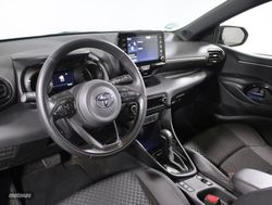Toyota Yaris 1.5 VVT-I HYBRID STYLE 5P - Miniatura 28