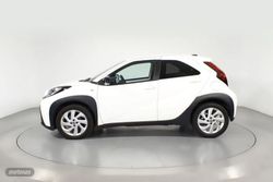 Toyota Aygo 1.0 VVT-I PLAY 5P - Miniatura 19