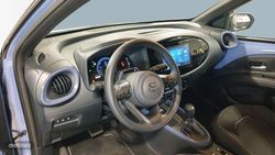 Toyota Aygo 1.5 VVT-I HYBRID LIKE 5P - Miniatura 11