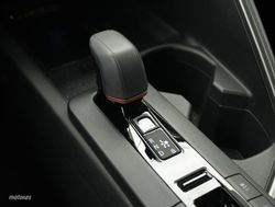 Toyota C-HR 2.0 PHEV HYBRID ADVANCE CVT 5P - Miniatura 10