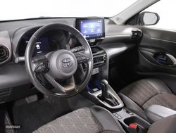 Toyota Yaris Cross 1.5 VVT-I HYBRID STYLE 5P - Miniatura 28