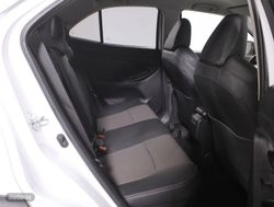 Toyota Yaris Cross 1.5 VVT-I HYBRID STYLE 5P - Miniatura 6