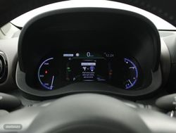 Toyota Yaris Cross 1.5 VVT-I HYBRID STYLE 5P - Miniatura 9