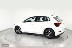 Volkswagen Polo 1.0 TSI 59KW MATCH 5P - Miniatura 18