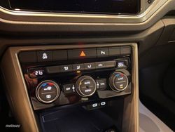 Volkswagen T-Roc TSI, UN SOLO PROPIETARIO!!!! - Miniatura 9