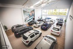 Volkswagen Polo Life TSI 95 c.v / 11.000 Kms - Miniatura 28
