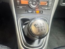 Toyota Auris 1.6 VVT-i Edition - Miniatura 19