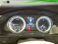 Skoda Superb 2.0 CRTDI 110KW STYLE - Miniatura 9