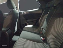 Kia XCeed 1.0 T-GDi Drive 74kW (100CV) - Miniatura 9
