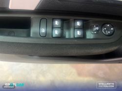 Citroen C4 Hybrid 136 e-DCS6 Plus - Miniatura 12
