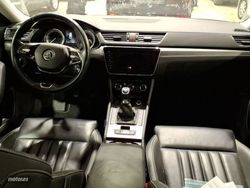 Skoda Superb 2.0 CRTDI 110KW STYLE - Miniatura 7