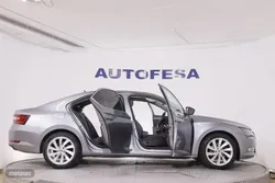 Skoda Superb 1.4 TSI AMBITION DSG 150CV 5P # NAVY, PARKTRONIC - Miniatura 8