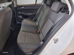 Volkswagen Golf Life 1.0 eTSI 81 kW - Miniatura 13