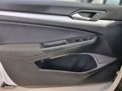 Volkswagen Golf Life 1.0 eTSI 81 kW - Miniatura 18