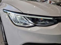 Volkswagen Golf Life 1.0 eTSI 81 kW - Miniatura 22
