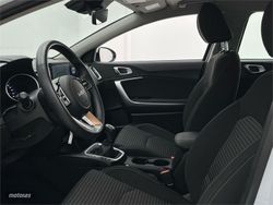 Kia Ceed 1.0 T-GDI Drive 74 kW (100 CV) - Miniatura 11