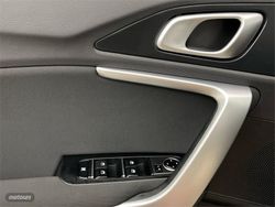 Kia Ceed 1.0 T-GDI Drive 74 kW (100 CV) - Miniatura 6