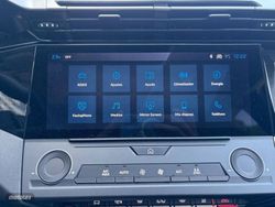 Peugeot 408 PLUG-IN HYBRID 225 e-EAT8 Allure - Miniatura 13
