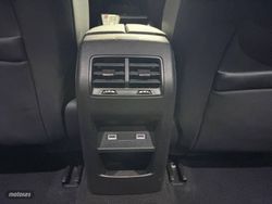 Peugeot 408 PLUG-IN HYBRID 225 e-EAT8 Allure - Miniatura 20