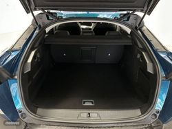 Peugeot 408 PLUG-IN HYBRID 225 e-EAT8 Allure - Miniatura 6