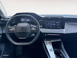 Peugeot 408 PLUG-IN HYBRID 225 e-EAT8 Allure - Miniatura 9
