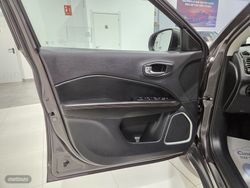 Jeep Compass 1.4 140 CV - Miniatura 11