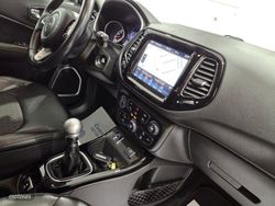 Jeep Compass 1.4 140 CV - Miniatura 40