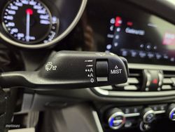Alfa Romeo Giulia GIULIA 2.2 TURBO DIESEL 190CV SPRINT AT8 - Miniatura 21