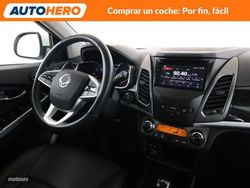Ssangyong Korando 2.2 TD Limited 4x4 - Miniatura 14