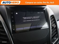 Ssangyong Korando 2.2 TD Limited 4x4 - Miniatura 23