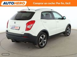 Ssangyong Korando 2.2 TD Limited 4x4 - Miniatura 6