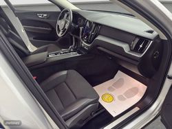 Volvo XC 60 B4 D Momentun 197 c.v / HIBRIDO / AUTO - Miniatura 20