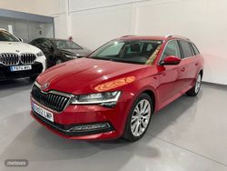 Skoda Superb Combi 2.0TDI 150CV Style DSG - Miniatura 1