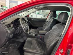 Skoda Superb Combi 2.0TDI 150CV Style DSG - Miniatura 10