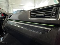 Skoda Superb Combi 2.0TDI 150CV Style DSG - Miniatura 14