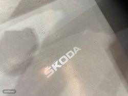 Skoda Superb Combi 2.0TDI 150CV Style DSG - Miniatura 31