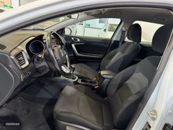 Kia Ceed SW Tourer 1.6 CRDi 85kW 115CV Concept - Miniatura 24