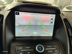 Ford Kuga Vignale 2.0 TDCi 132kW 4x4 PowerShift - Miniatura 27