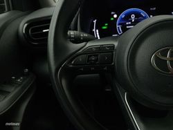 Toyota Yaris Cross 1.5 120H Active Plus - Miniatura 16