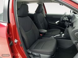 Toyota Yaris Cross 1.5 120H Active Plus - Miniatura 8
