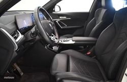 BMW ix2 eDrive20 - Miniatura 6