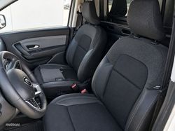 Renault Express Confort 1.5 Blue dCi 70 kW (95 cv) 4 Puertas - Miniatura 3
