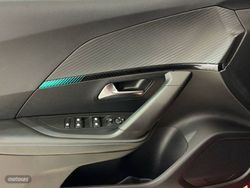 Peugeot 2008 Puretech 130 S&S EAT8 Allure Pack - Miniatura 14